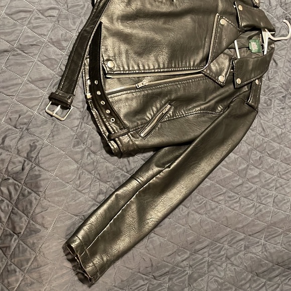 Wild Fable black leather jacket perfect condition, never worn. - Picture 4 of 4